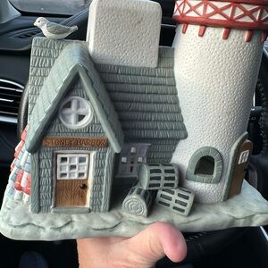 PartyLite Gray and Red Candle Holder with Charming‎ Accents